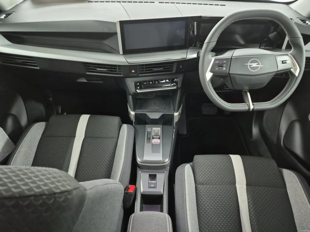 Opel Frontera Hybrid GS 1.2 136hp automatic 7 Seat - Image 3