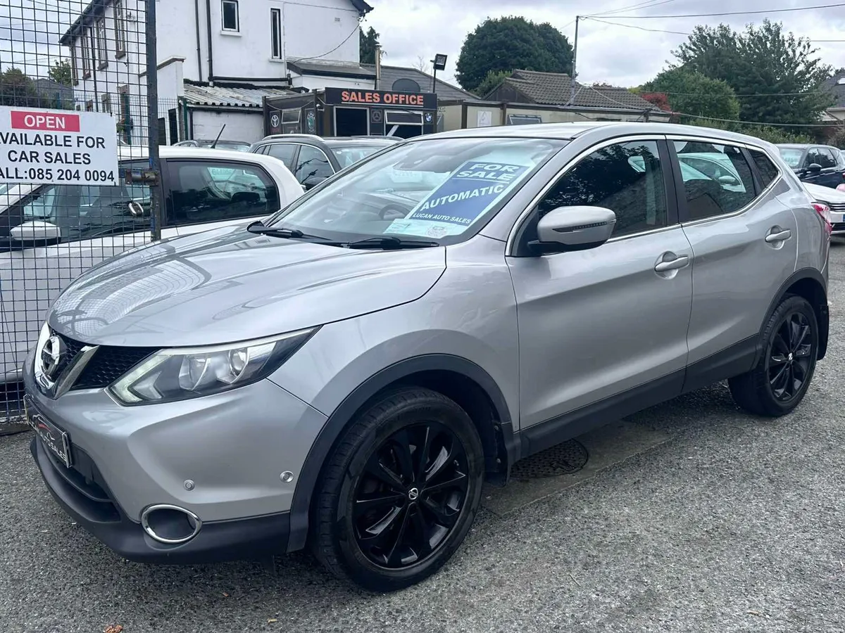 2017 Nissan Qashqai AUTOMATIC, Low Mileage - Image 2