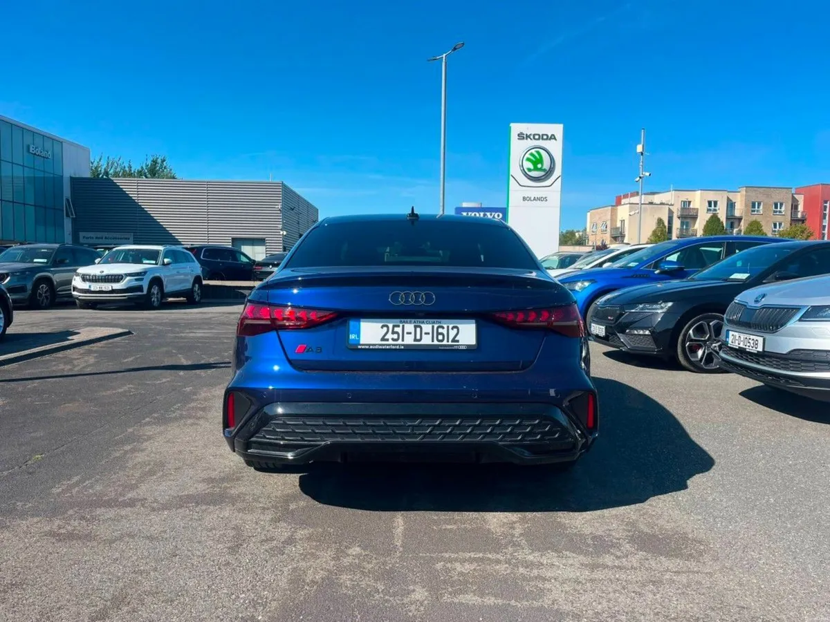 Audi A3 35 TDI 150HP AUTO SLINE *BLACK EDITION* €1 - Image 5