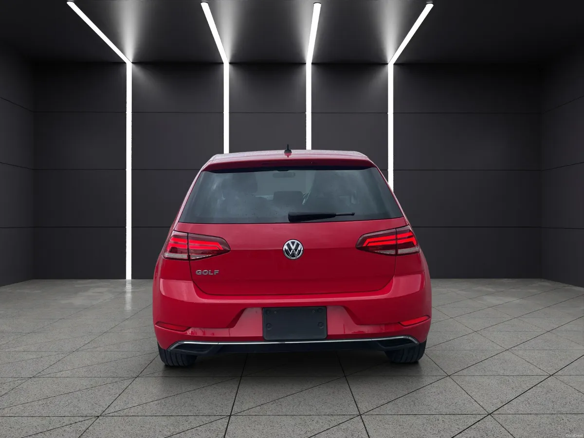 2017 Volkswagen Golf 1.2 petrol auto - Image 5