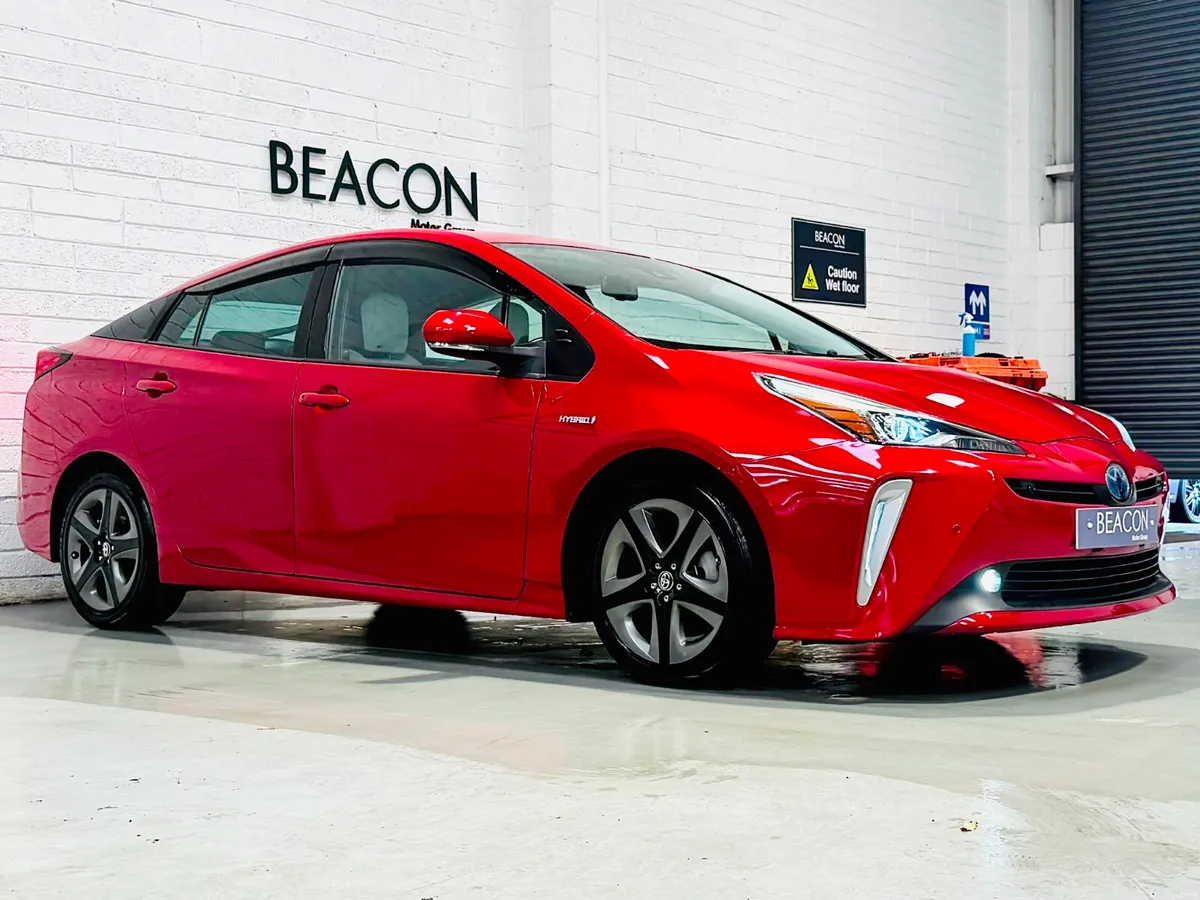 2019*ONLY 28,000 MILES**TOYOTA PRUIS XLE LUXURY 1. - Image 5