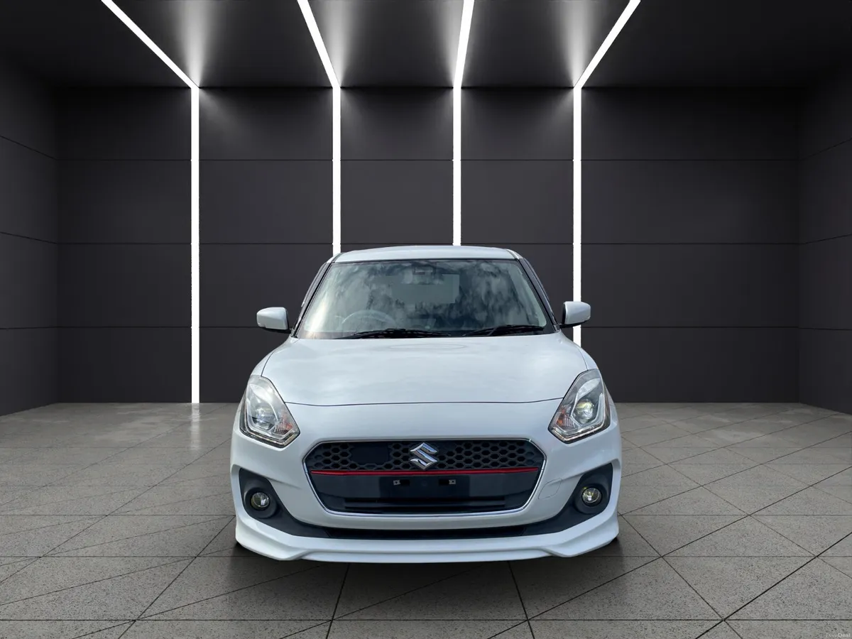2017 Suzuki Swift RS 1.3 hybrid - Image 2
