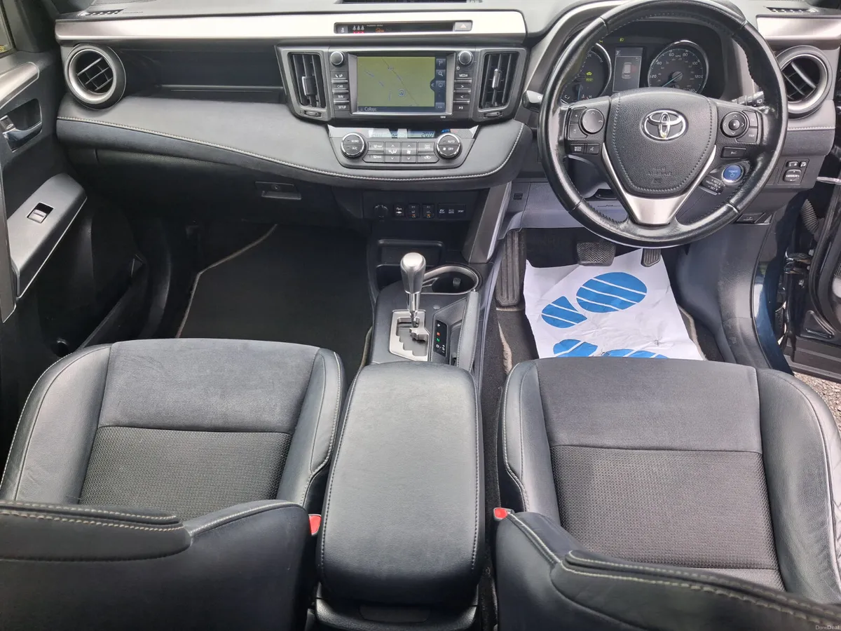 171 Toyota RAV4  2.5 Petrol Hybrid Automatic - Image 5