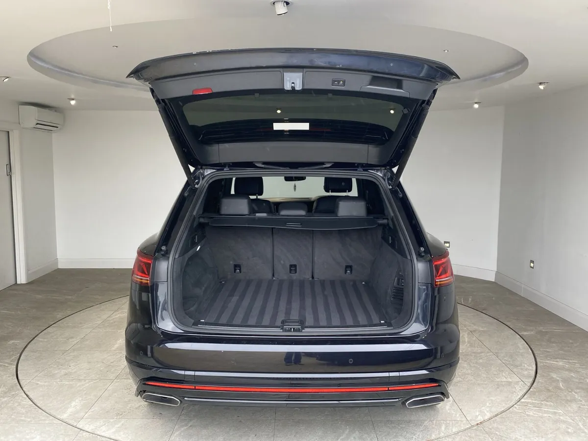 2021 Volkswagen Touareg 3.0 V6 TDI 4Motion - Image 6