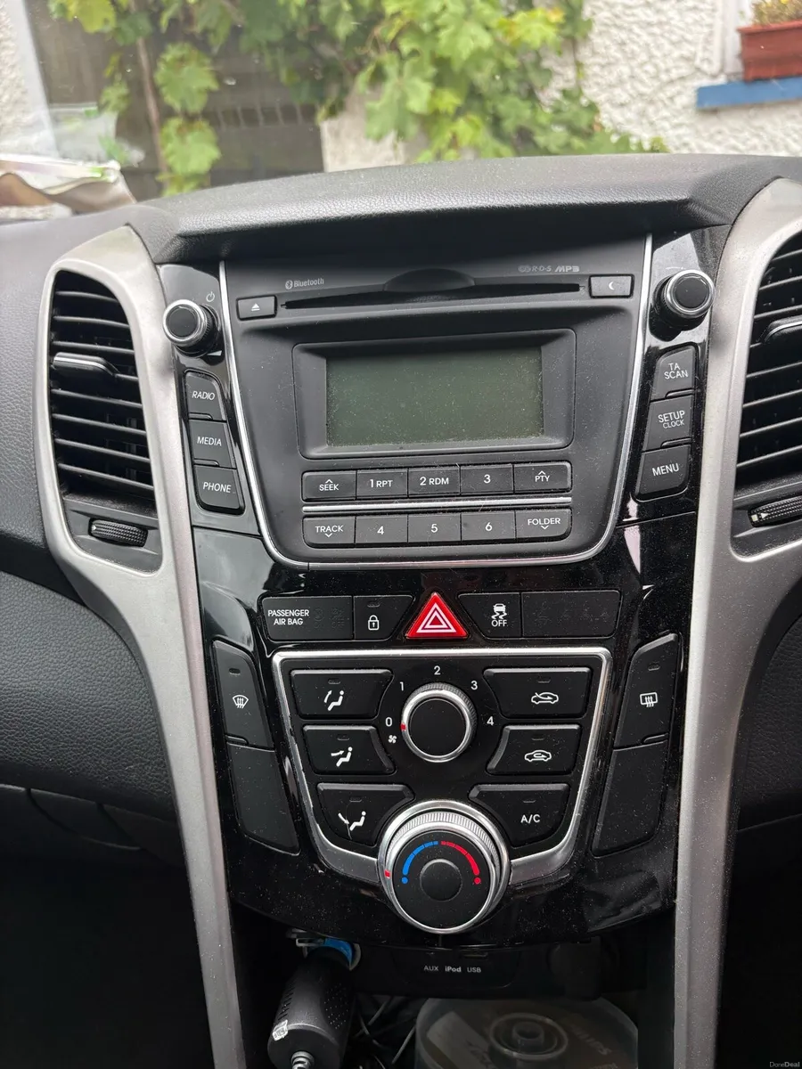 Car - Image 3