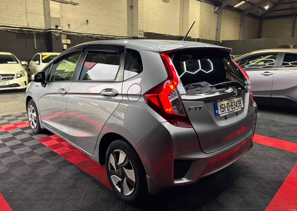 Honda Fit 2015 - Image 5
