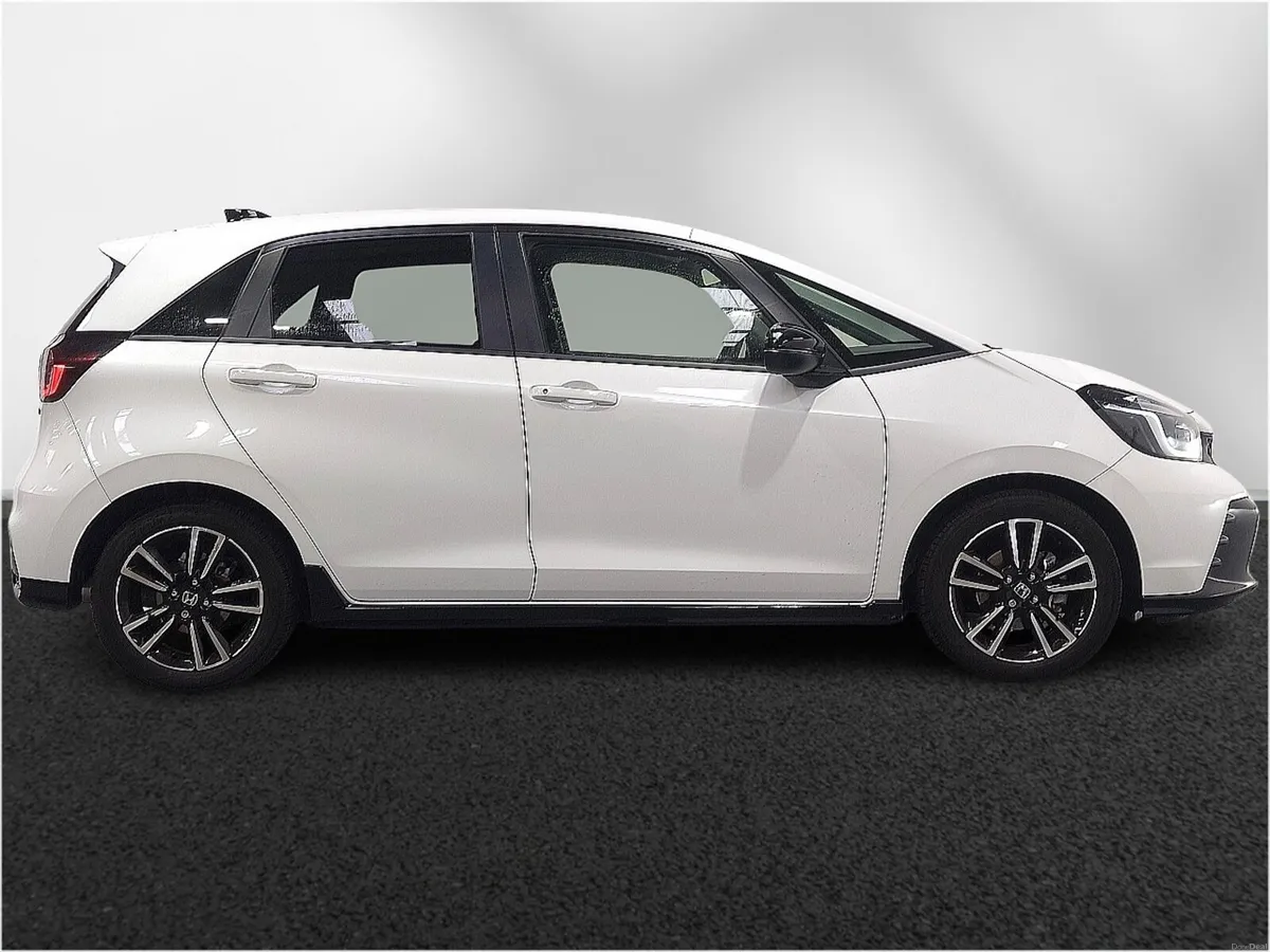Honda Jazz Hatchback Advance Sport - Image 5