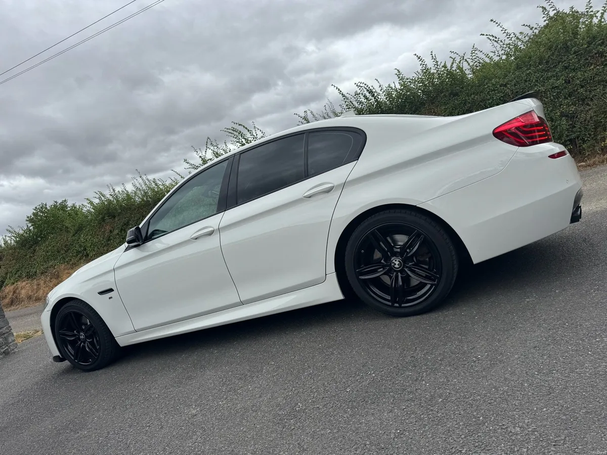 2016 BMW 530d M Sport (F10) - Image 4