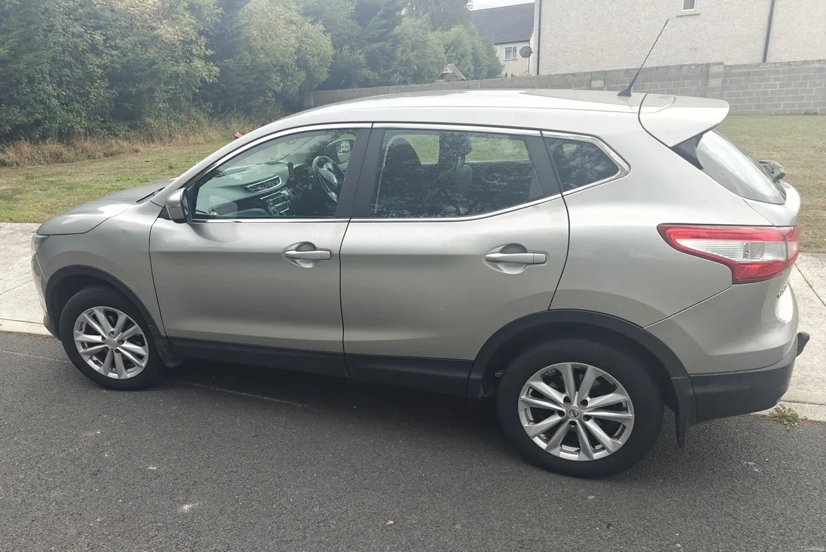 Nissan Qashqai 2015 - Image 3
