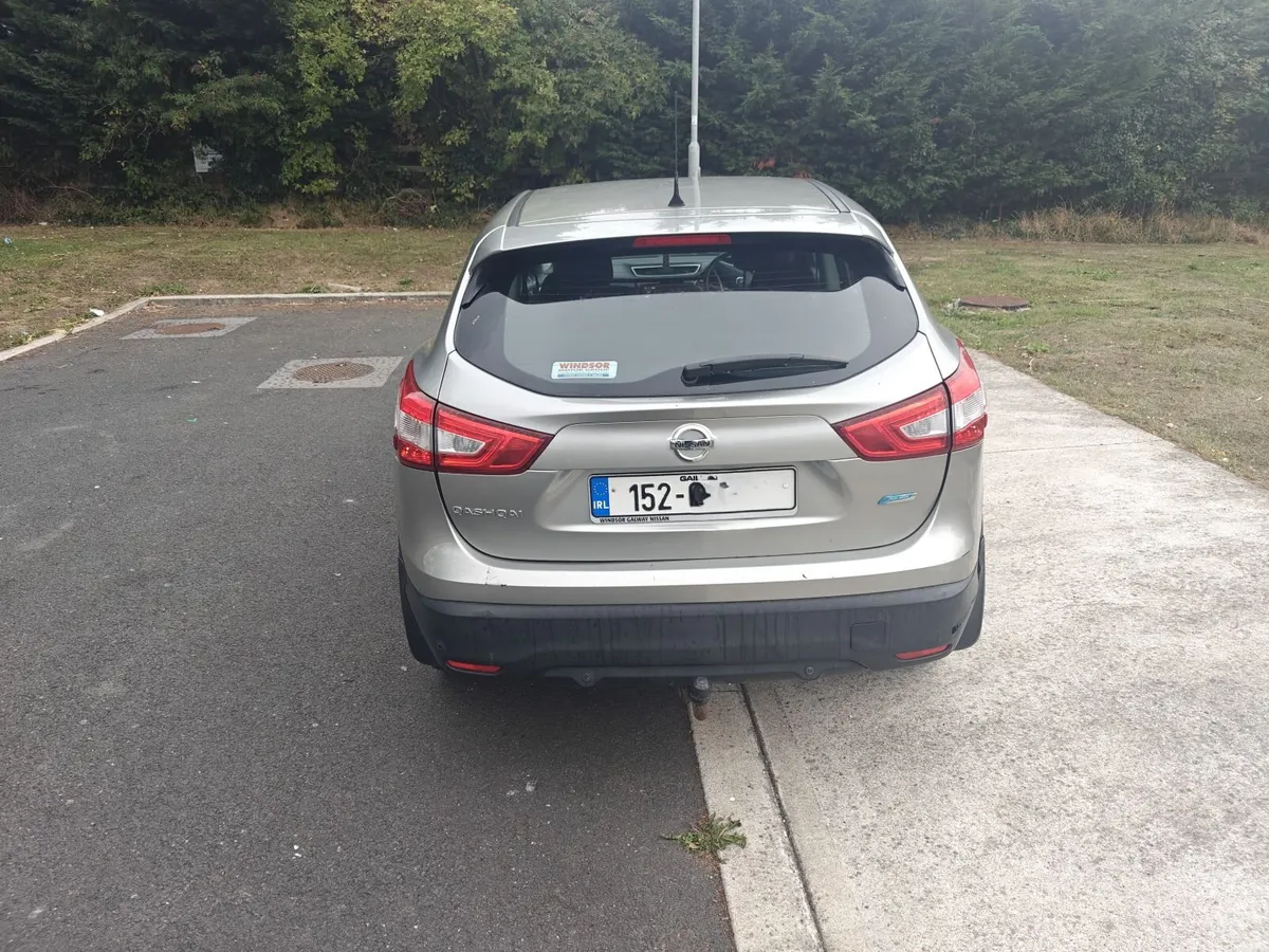 Nissan Qashqai 2015 - Image 2