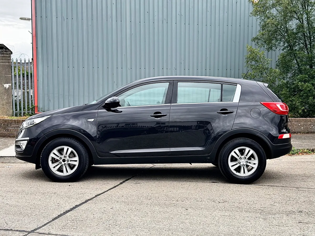 **Reserved**🔴 Kia Sportage Low KM High Spec - Image 4