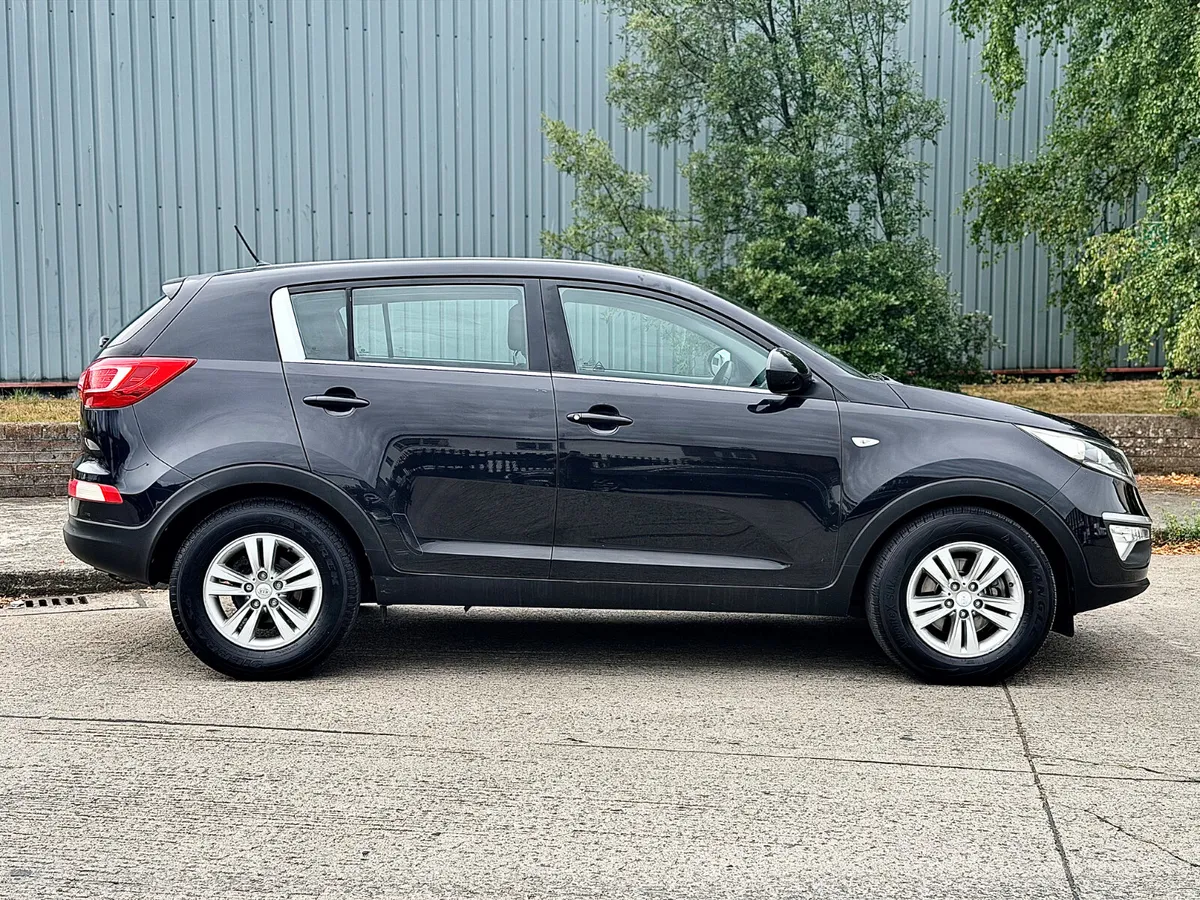 **Reserved**🔴 Kia Sportage Low KM High Spec - Image 6