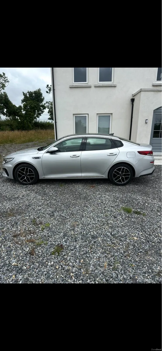 2019 Kia optima - Image 2