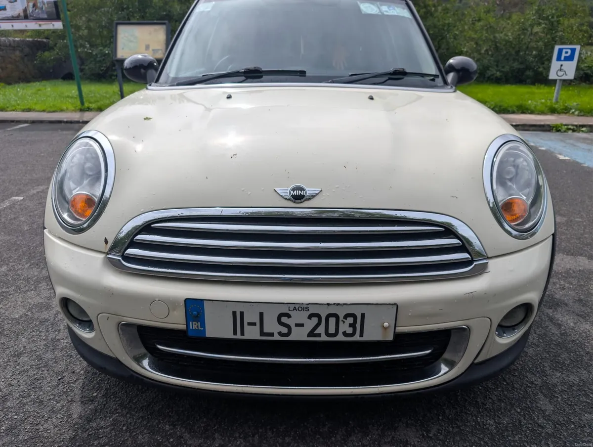 Mini Cooper 2011 - Image 2