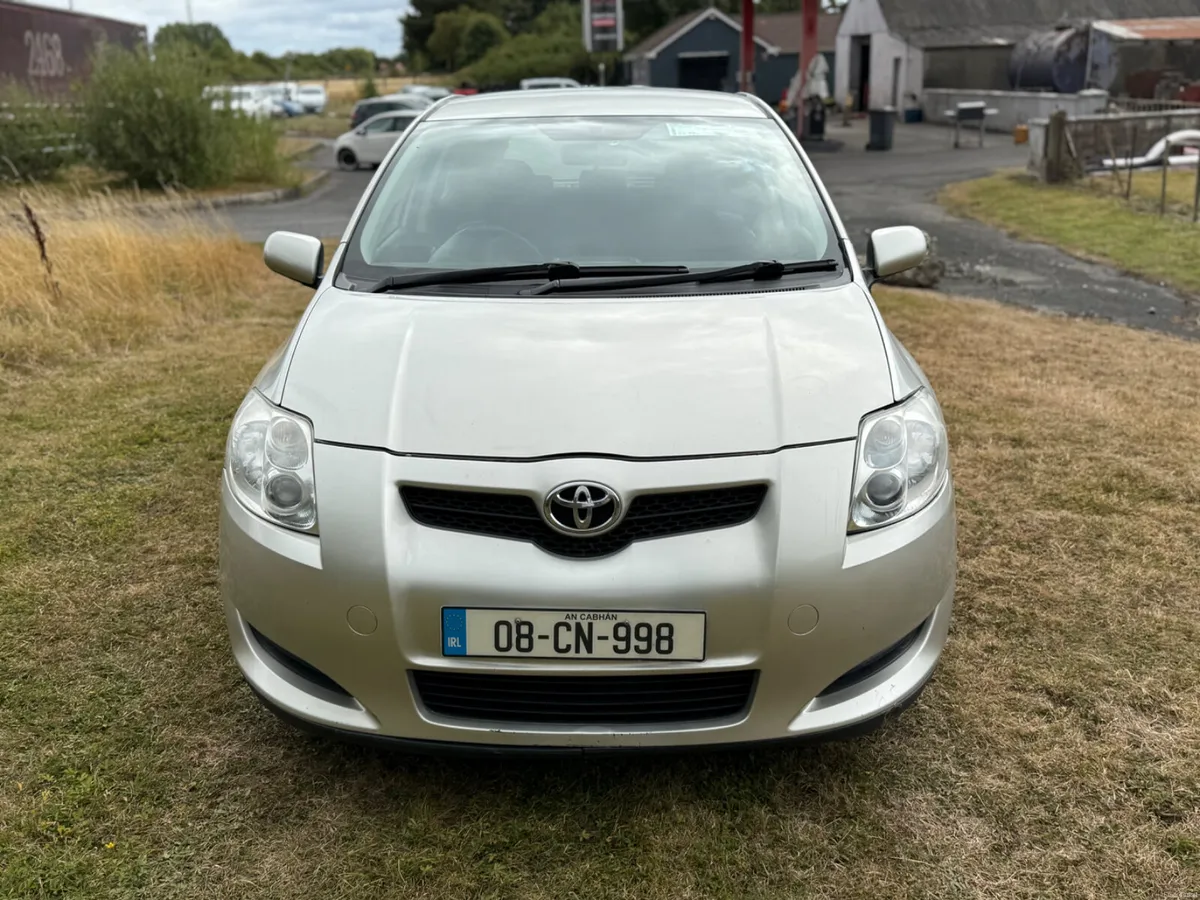 Toyota Auris 2008 - Image 1