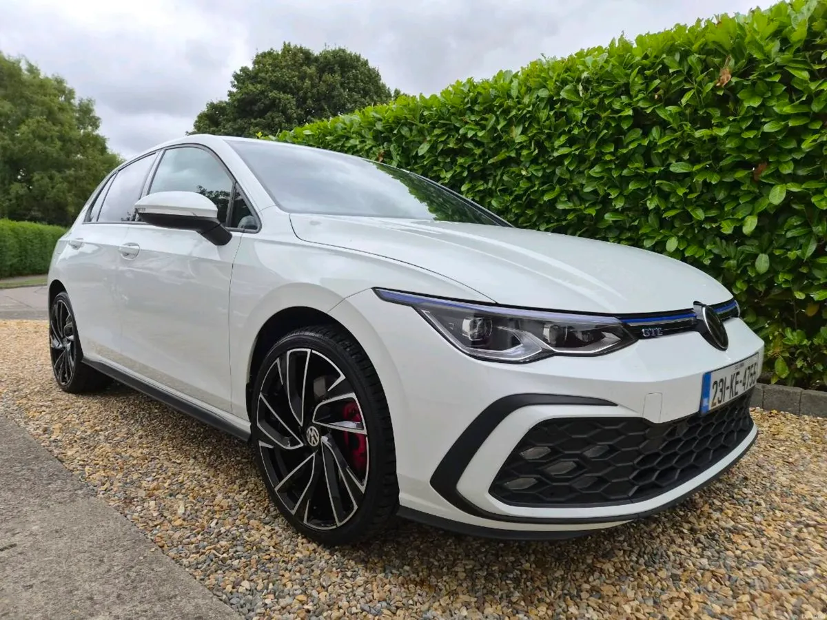 Volskwagen Golf GTE 245PS 1.4 petrol plugin Hybrid - Image 1