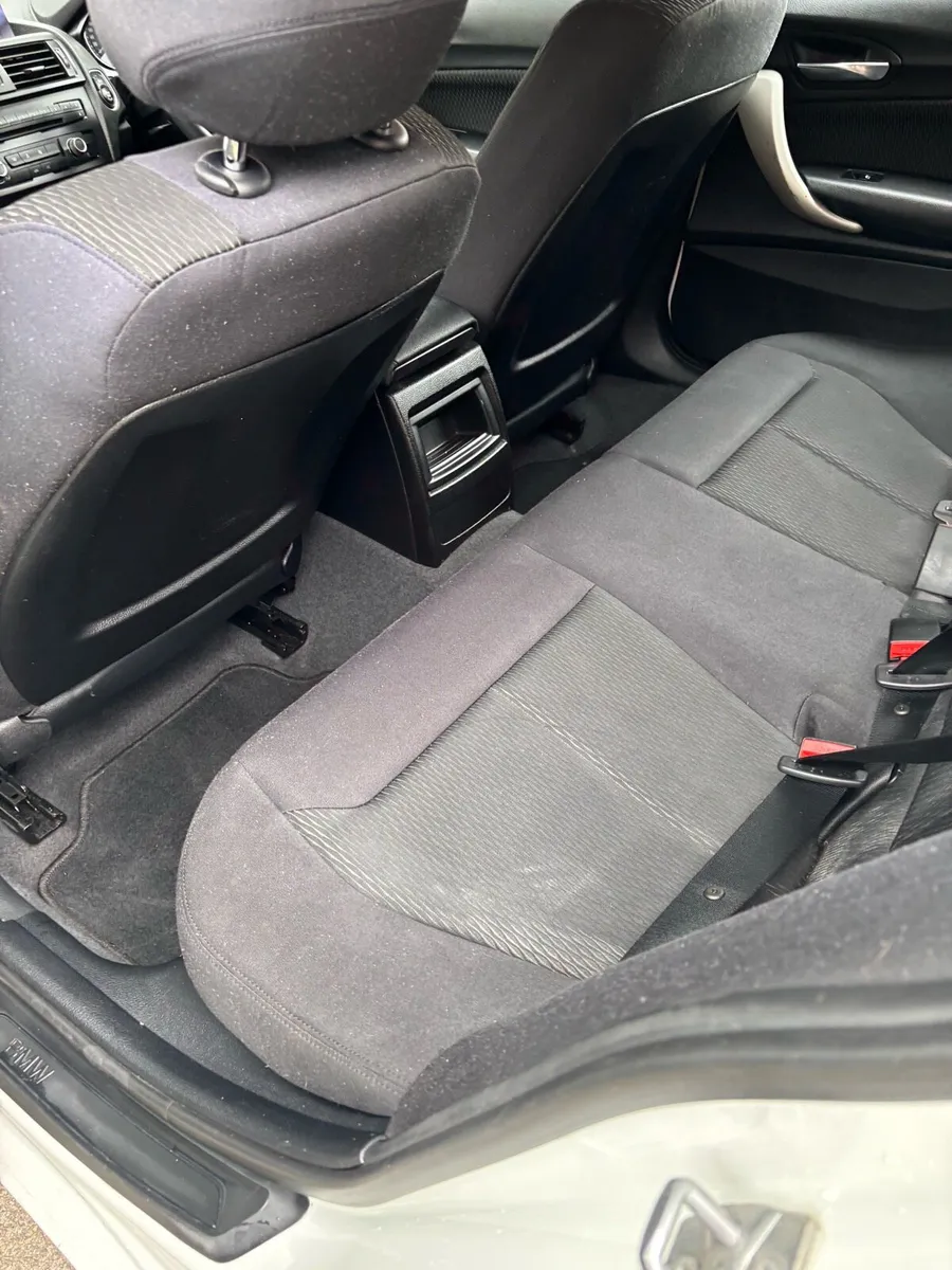 Car - Image 3