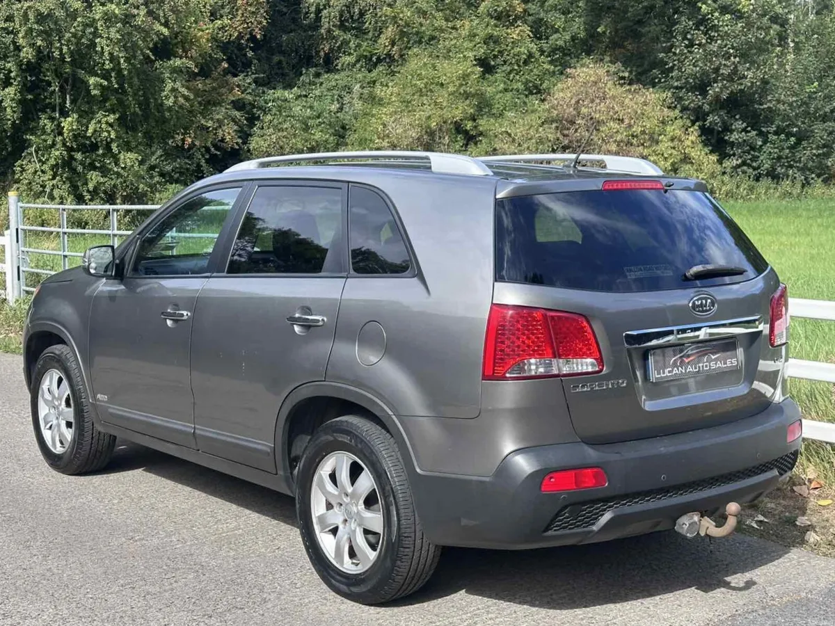 Kia Sorento AWD 4X4 GSE 7 seater - Image 3