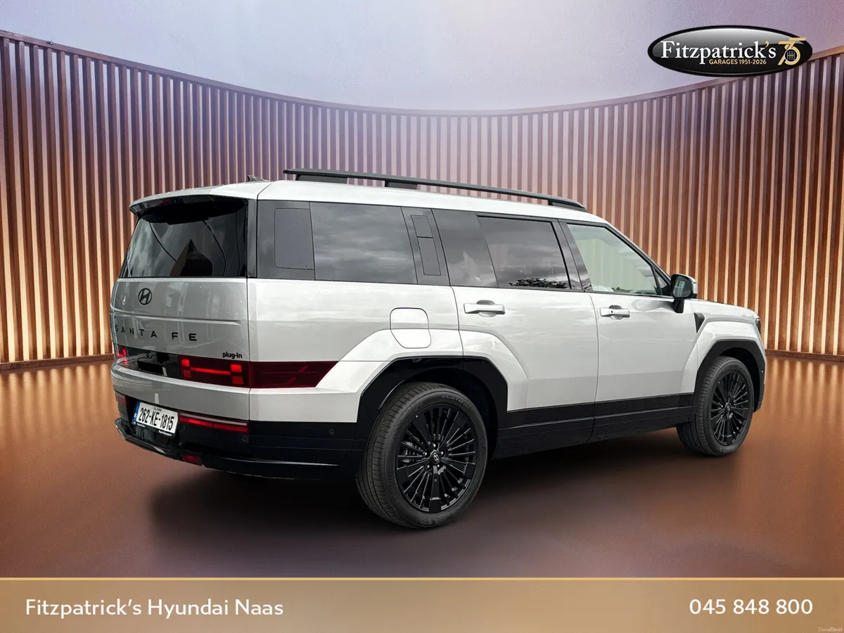 Hyundai Santa Fe Calligraphy PHEV *ZERO MILEAGE* - Image 3