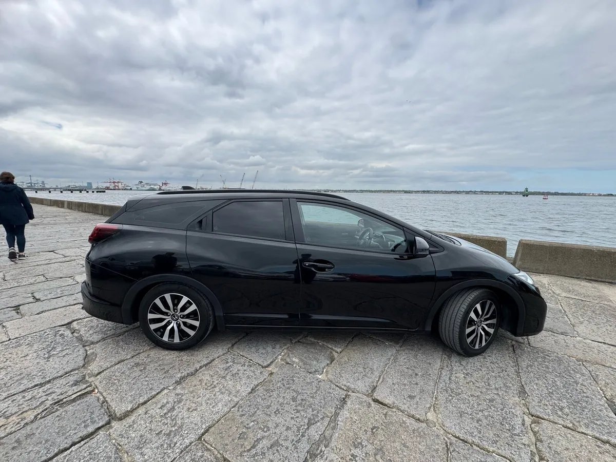 Honda civic 2017 1.6 I-DTEC - Image 5
