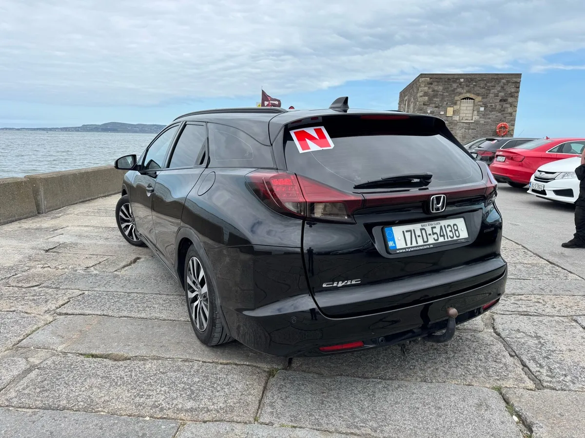 Honda civic 2017 1.6 I-DTEC - Image 6