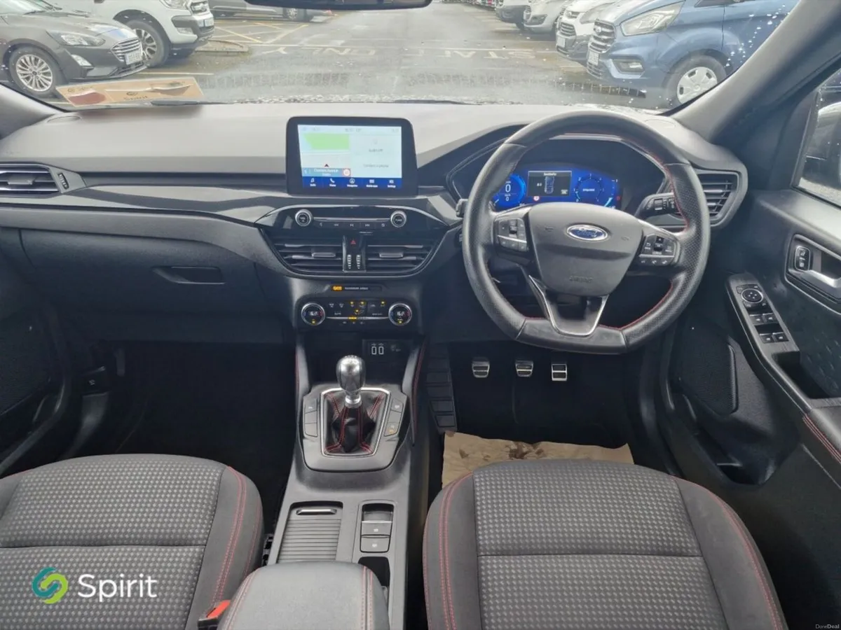 Ford Kuga 1.5 EcoBlue ST-Line - Image 4
