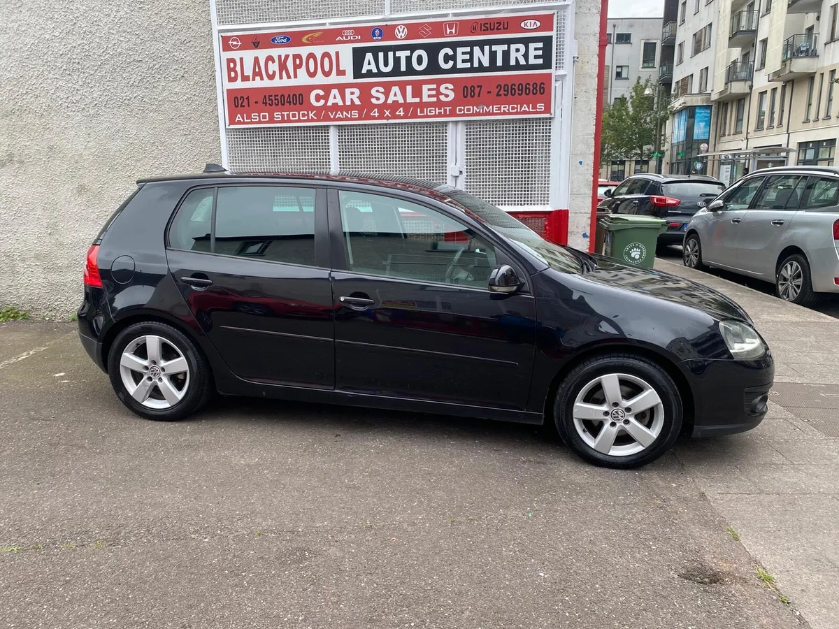 Volkswagen Golf 2008 - Image 1
