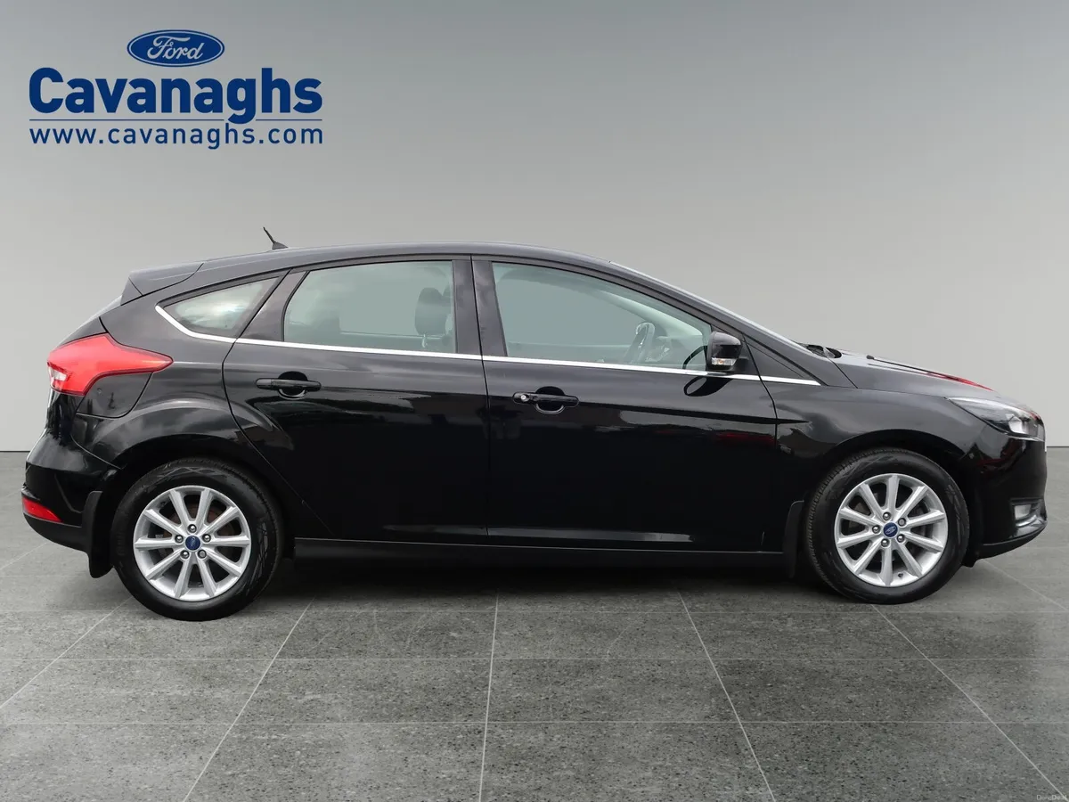 2017 Ford Focus 1.5TDCi TITANIUM 5DR 95PS - Image 5