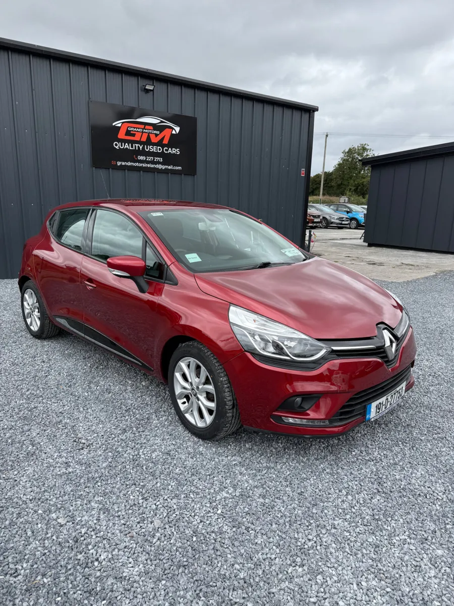 2019 Renault Clio 1.0 L Petrol - Image 1