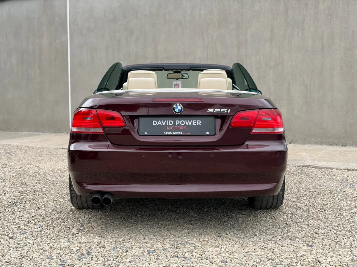 BMW 325i Convertible Low Kms - Image 5