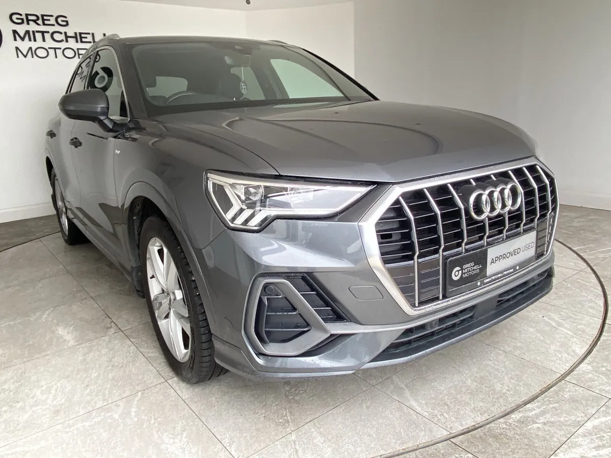 Audi Q3 2019 - Image 3