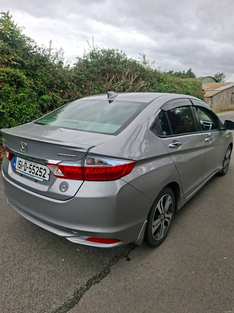HONDA GRACE 2015 HYBRID AUTOMATIC - Image 4