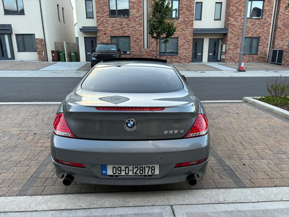 Car - Image 5