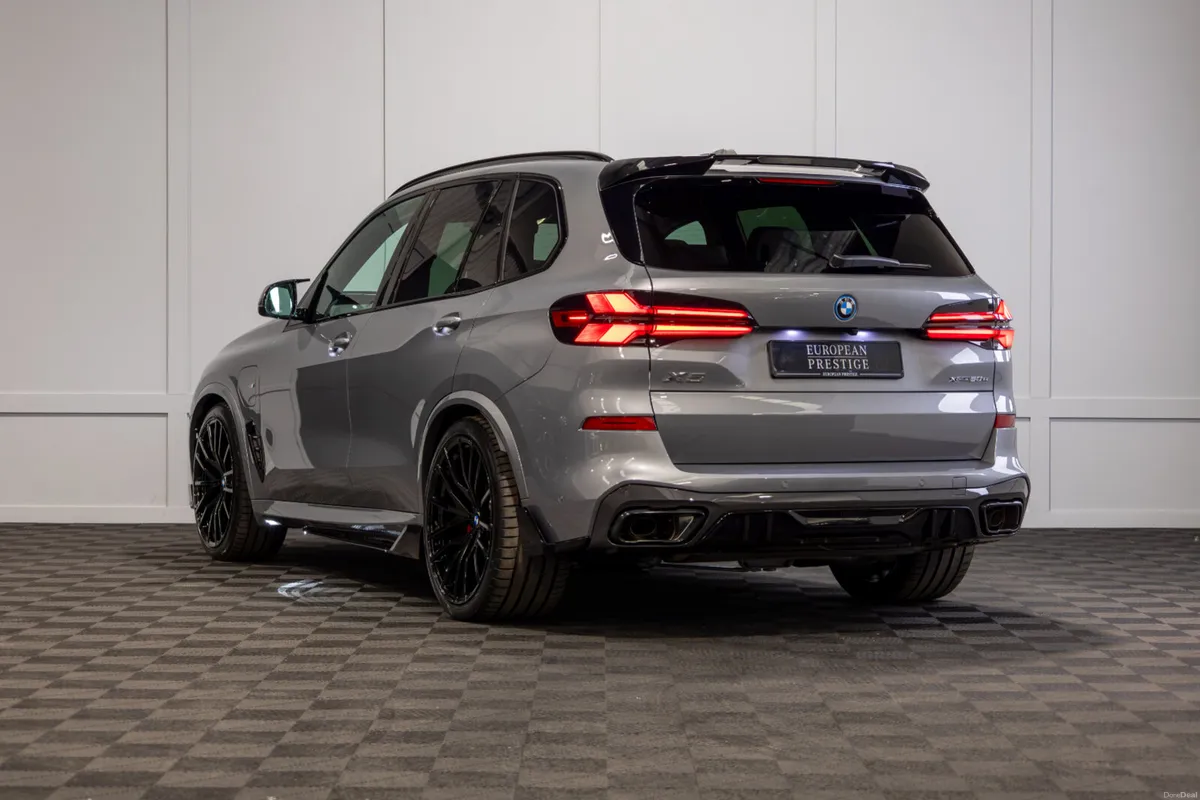 262 BMW X5 X-Drive 50e M-Sport - Image 4