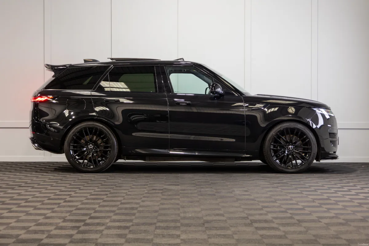 232 Range Rover Sport P440e Dynamic SE - Image 6