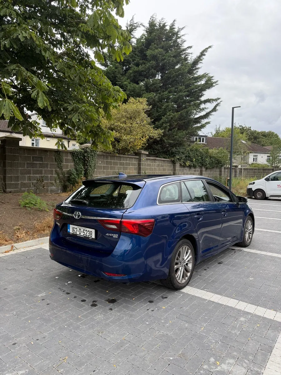 Toyota Avensis - Image 6