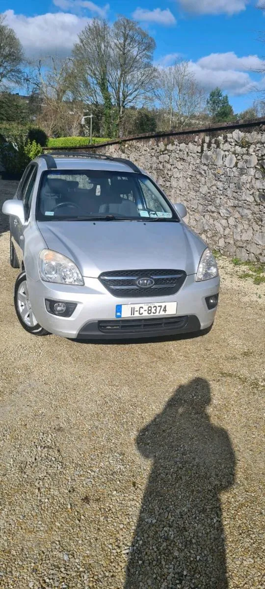 2011 Kia Carens 2.0 - Image 2