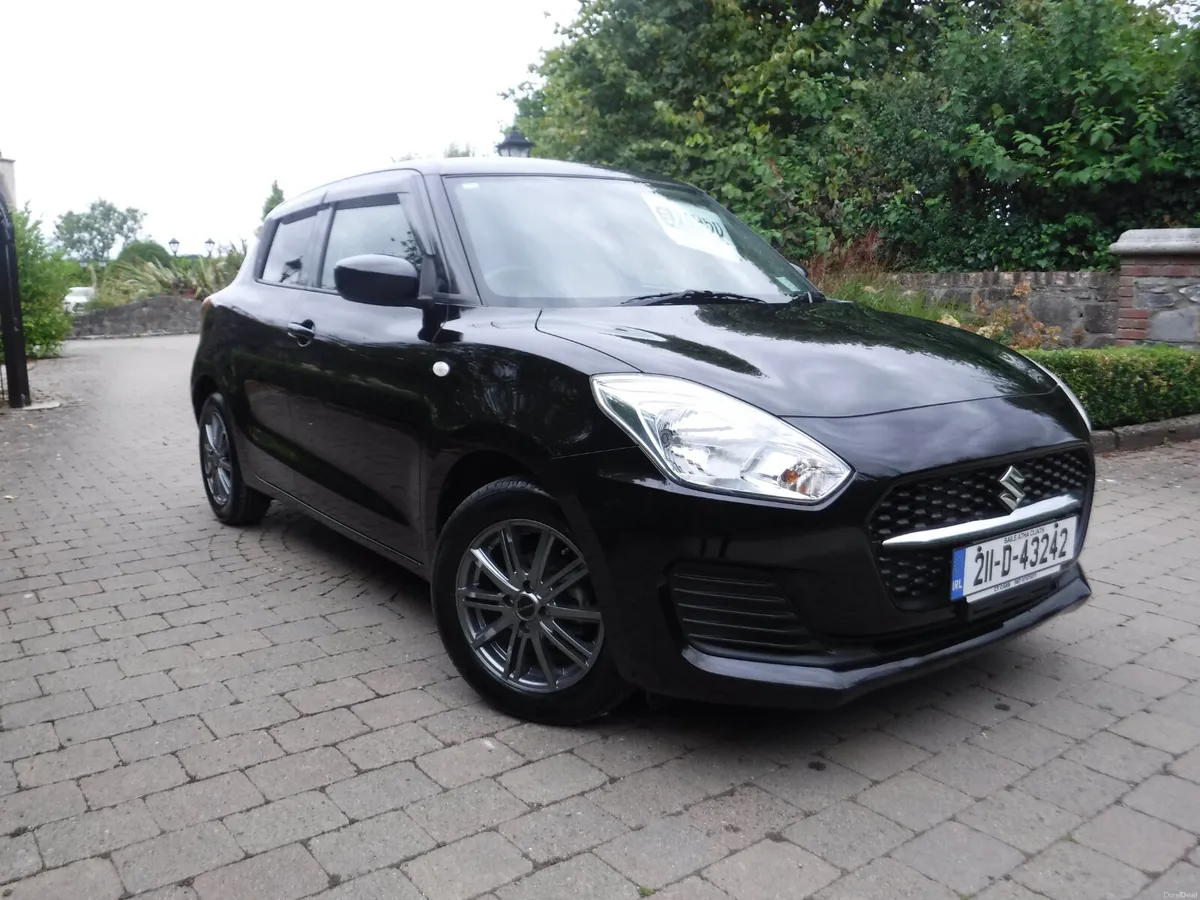 SUZUKI SWIFT 1.2 AUTO LOW MILEAGE ANDROID+CARPLAY - Image 1
