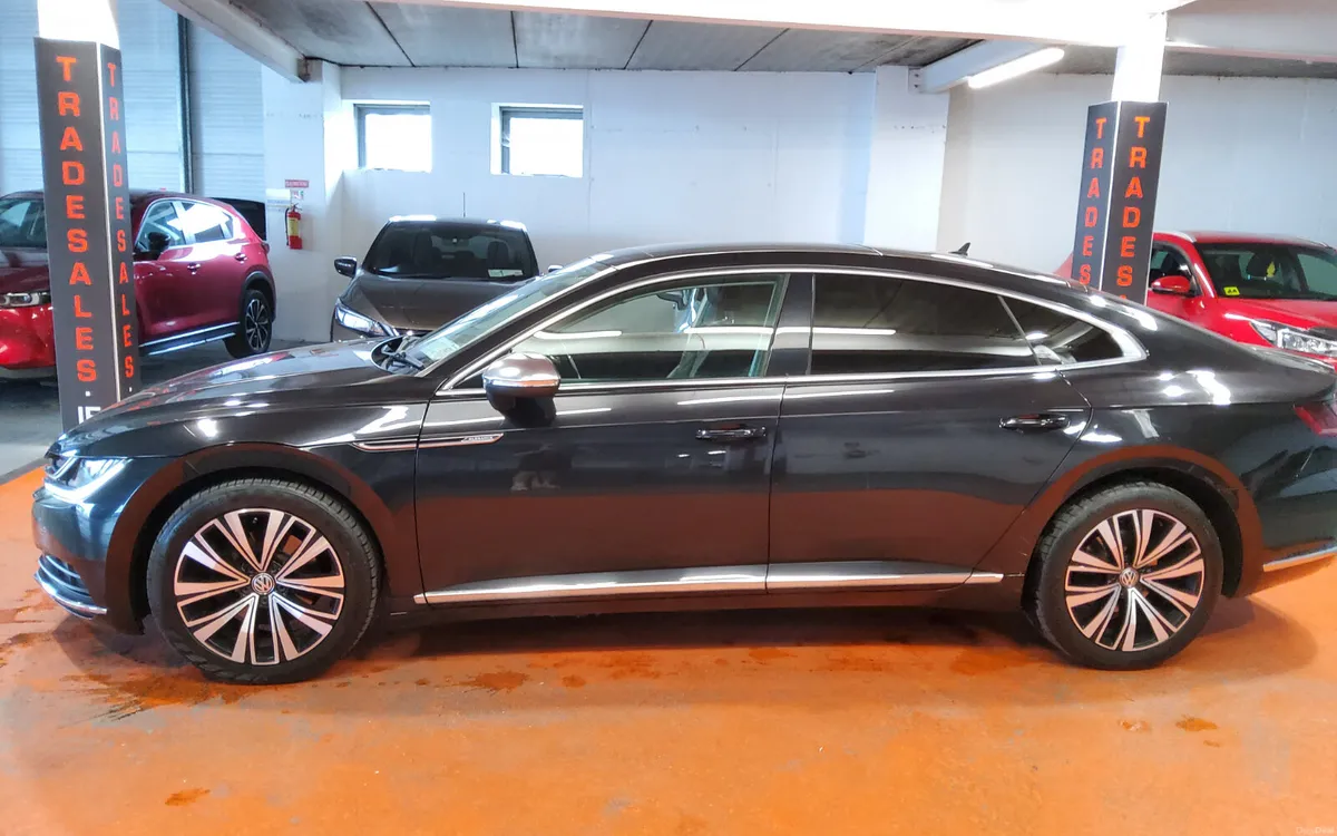 Volkswagen Arteon 2017 - Image 6
