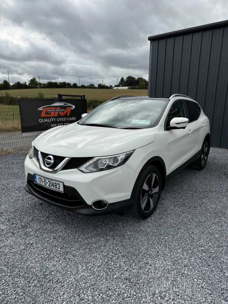 2017 Nissan Qashqai 1.2 Petrol Premium - Image 4