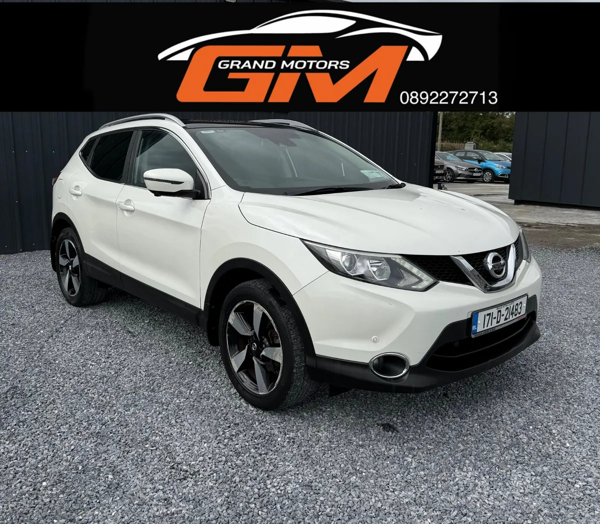 2017 Nissan Qashqai 1.2 Petrol Premium - Image 1