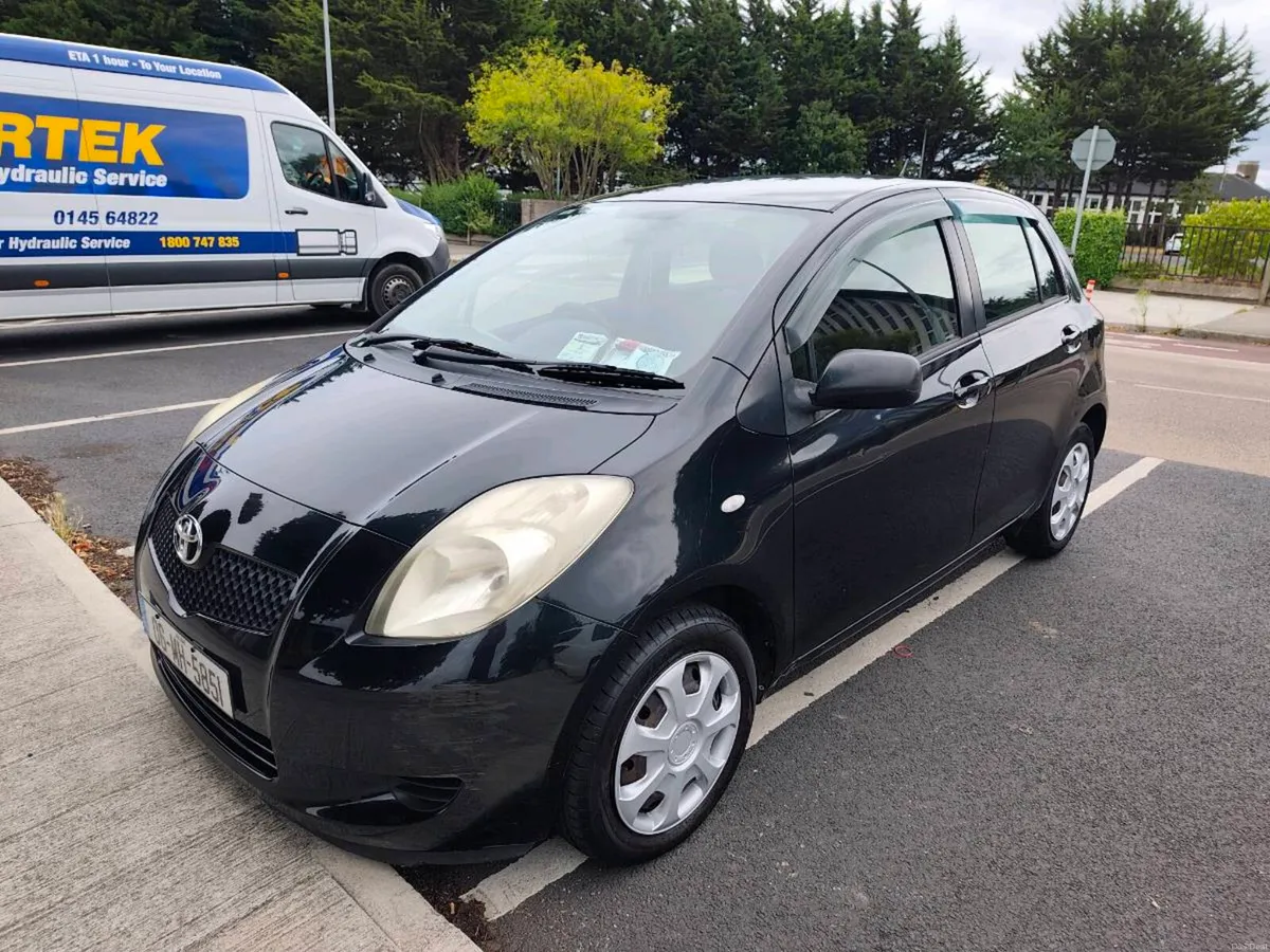 Yaris 1.0 petrol New Nct low kilometers - Image 2