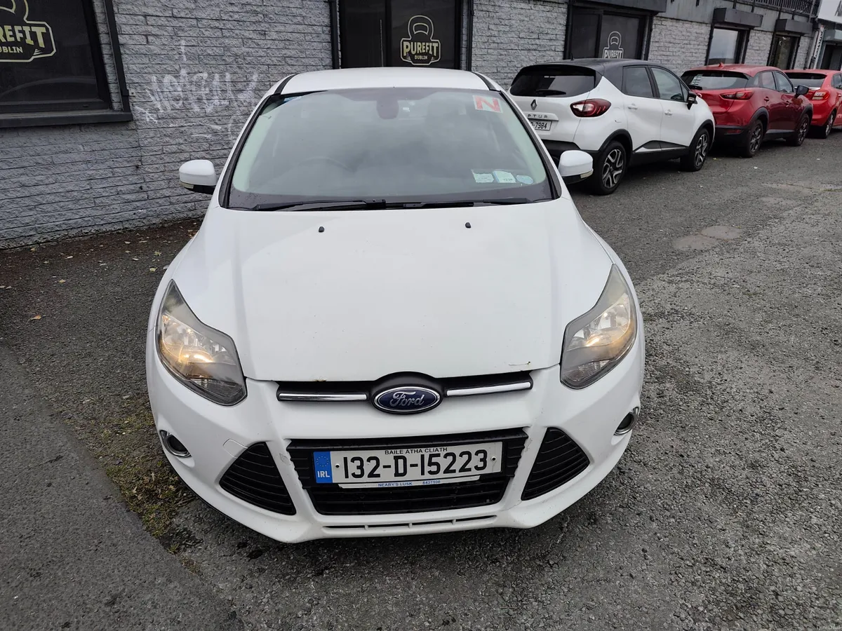 Ford Focus 2013 - Image 2