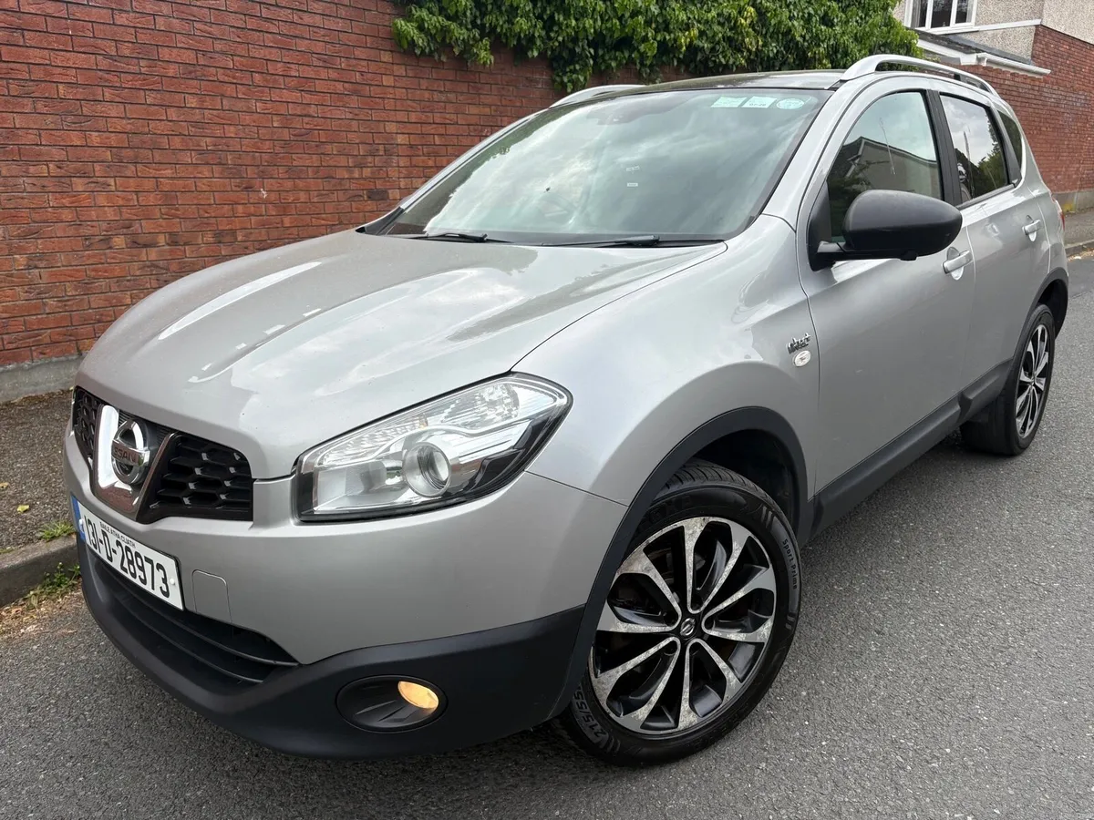 Nissan Qashqai 2013 1.6d SV +4X4 PAN ROOF - Image 5
