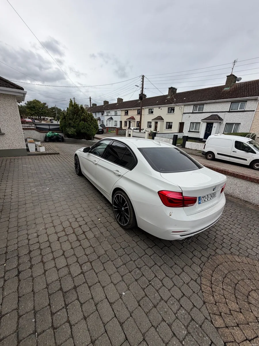 BMW 320D F30 2017 - Image 4