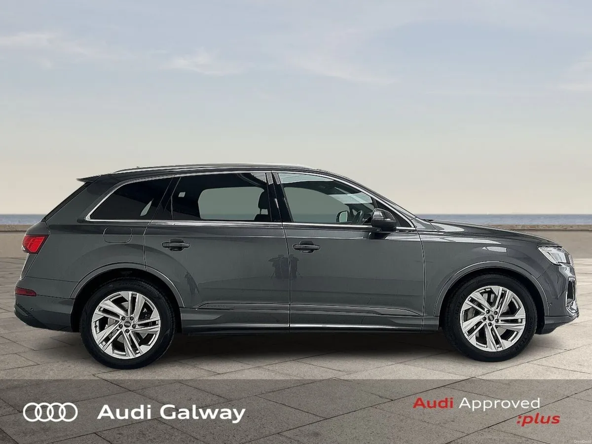 Audi Q7 €869 p/m - 55 TFSI e S-LINE QUATTRO 394PS - Image 5
