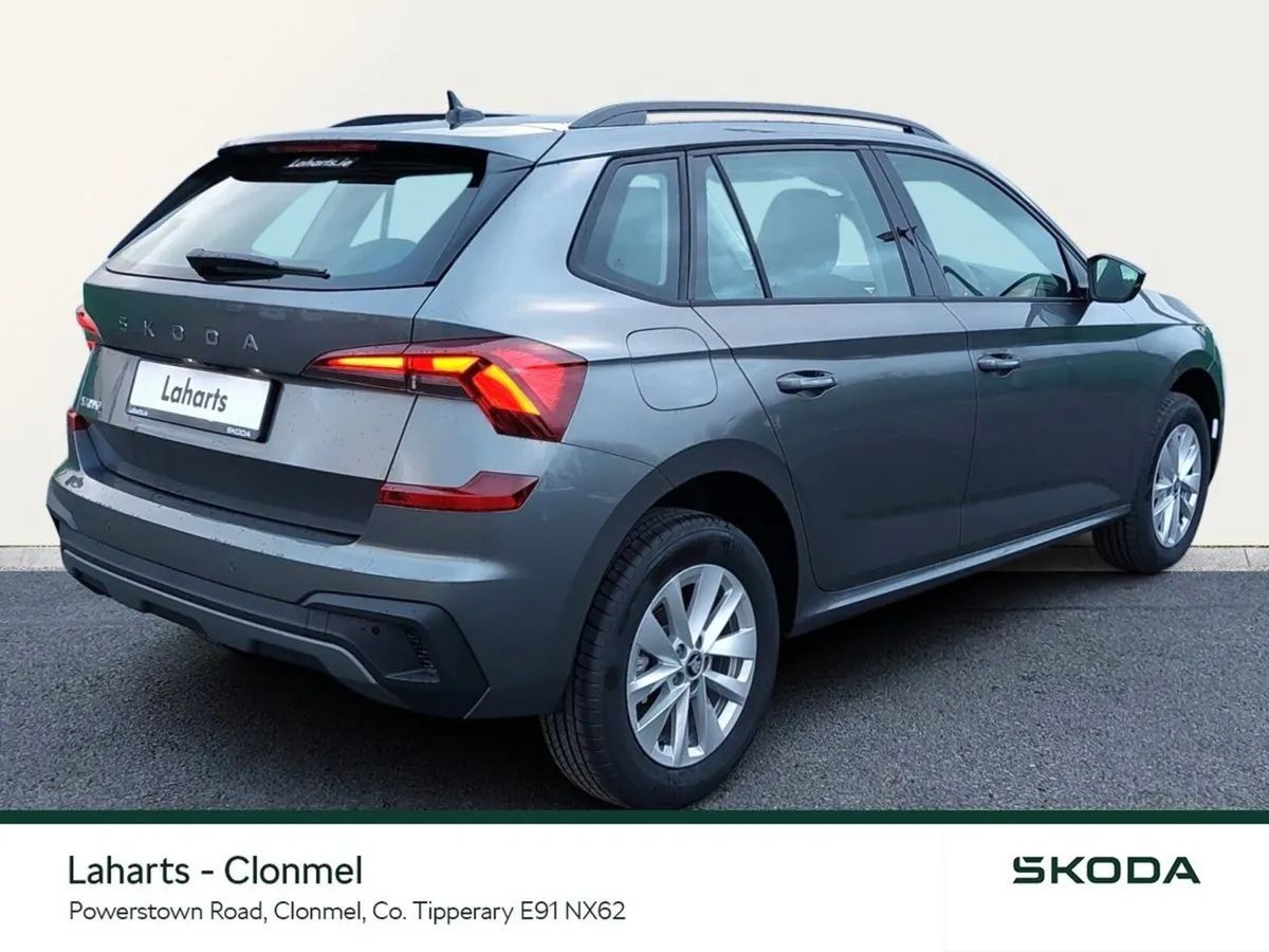 Skoda Kamiq SELECTION 1.0TSI 115HP EX DEMO MASSIVE - Image 3