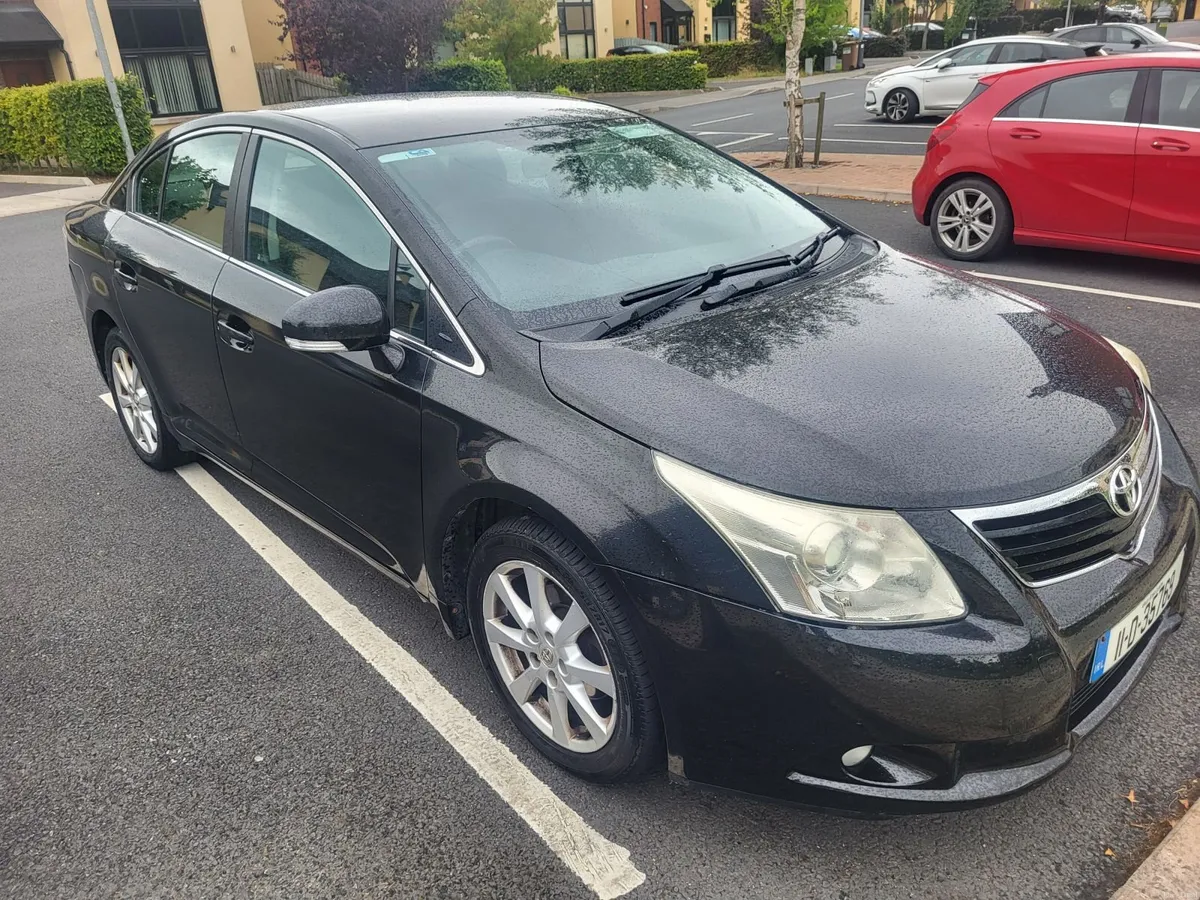 Toyota Avensis 2011 - Image 4