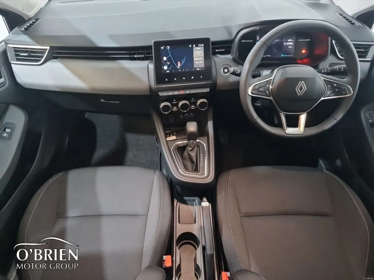 Renault Clio E-TECH Hybrid 145 Auto Evolution - Image 2
