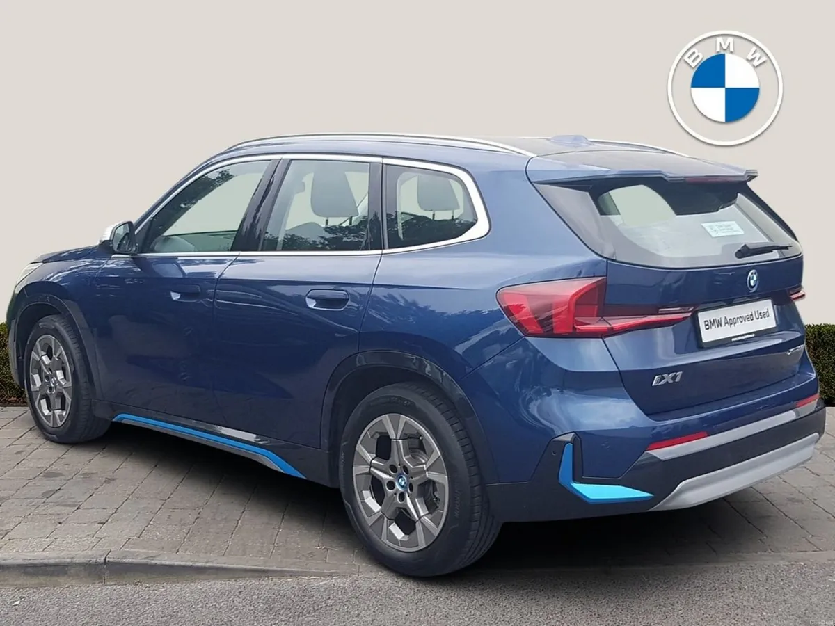 BMW iX1 xDrive30 xLine - Image 2